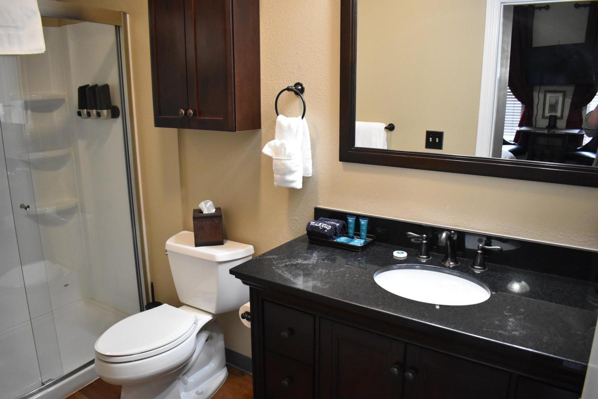 Silver Horseshoe Inn Saint Anthony Room photo